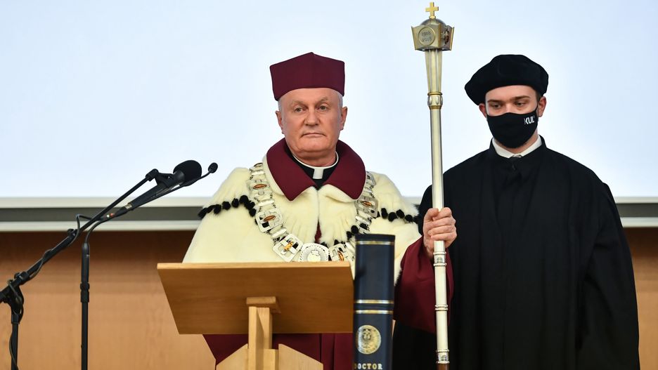 Rektor KUL: Pandemia? Doświadczenie zesłane przez Boga