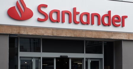Ostrzeżenie dla klientów banku Santander. Tak nas oszukują