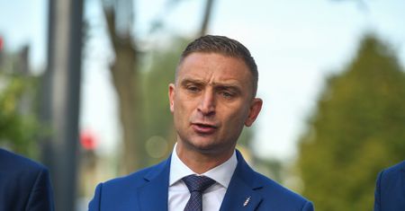 Suski potwierdza informacje ws. Bąkiewicza. Dostał już dokumenty