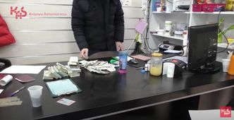 Reportaż "Bankierzy mafii z Wólki Kosowskiej". Kulisy wielkiego azjatyckiego bazaru