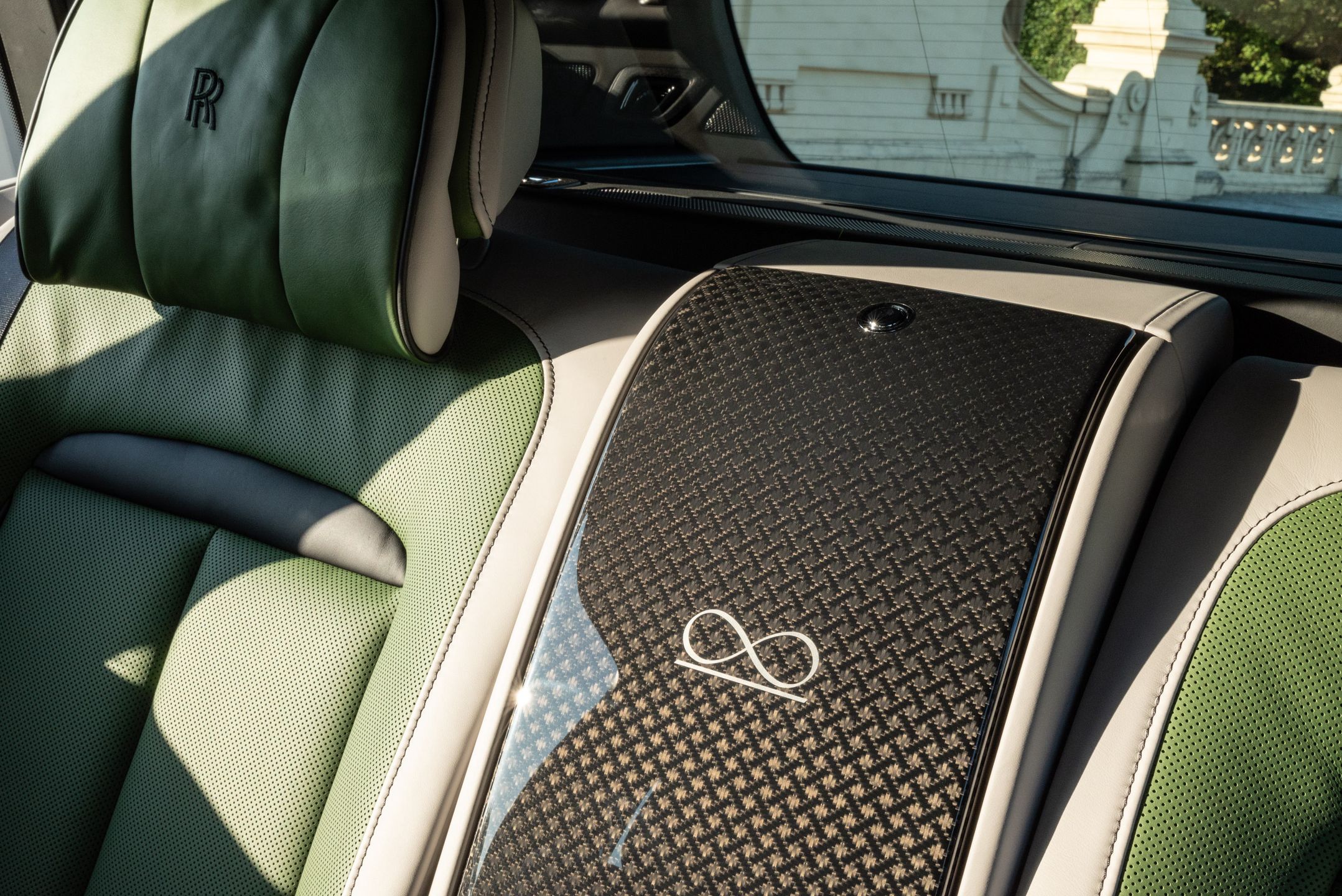 Rolls-Royce Cullinan Series II Black Badge