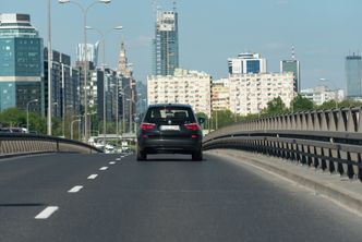 Czy zakaz rejestracji aut spalinowych trafi do kosza? "Niemcy powiedzieli to, co branża mówi od dawna"