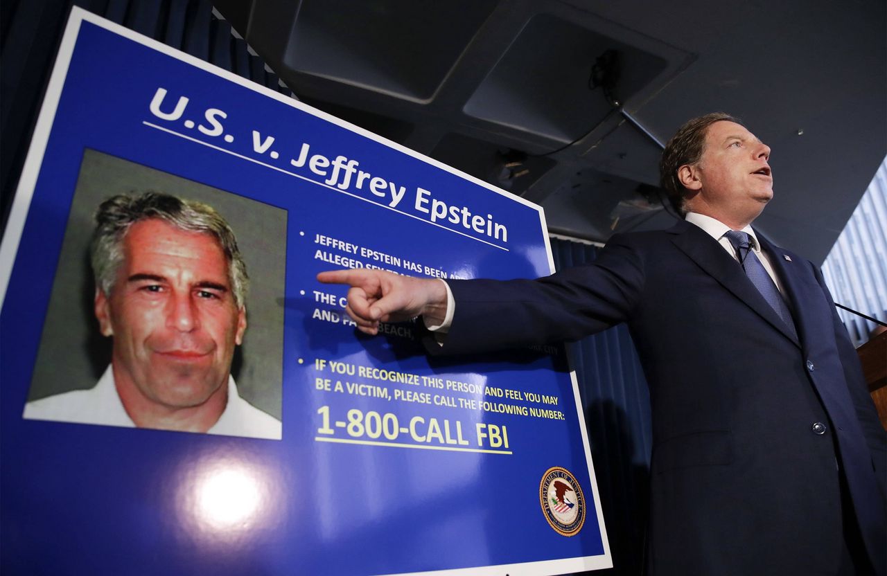FBI zaprzecza istnieniu "listy Epsteina". Pierwszy taki głos