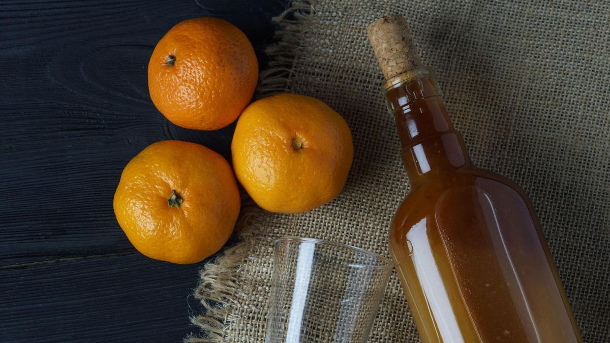 Nalewka z mandarynek to smaczny i aromatyczny napój alkoholowy, który ma działanie prozdrowotne.