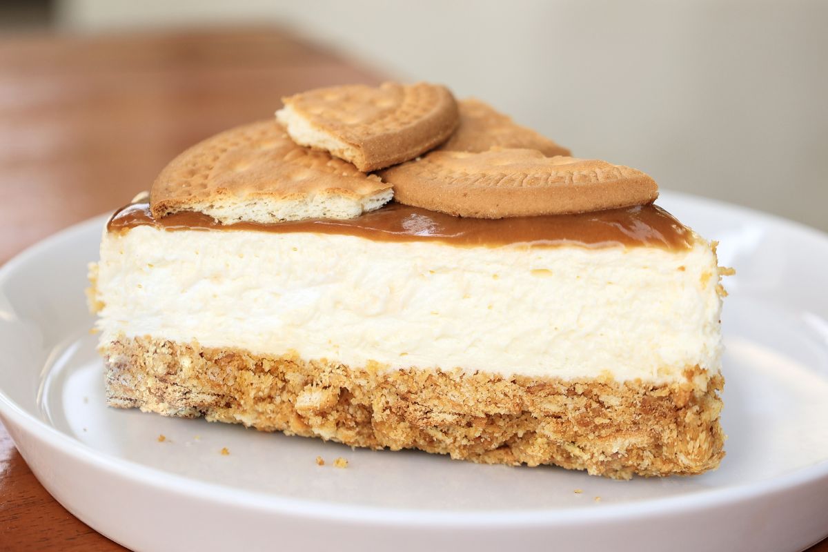 Domowy sernik z ciasteczkami korzennymi Lotus