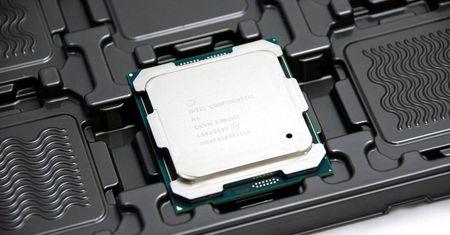 Intel Core i7-6950X "Broadwell-E" vs 5960X "Haswell-E" - porównanie wydajności