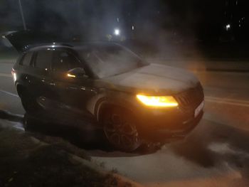 Skarżysko-Kamienna: Policjant ugasił pożar samochodu