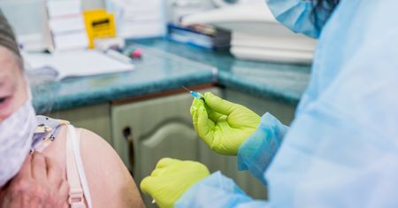 Novavax i J&J: południowoafrykański wariant koronawirusa osłabia działanie szczepionek