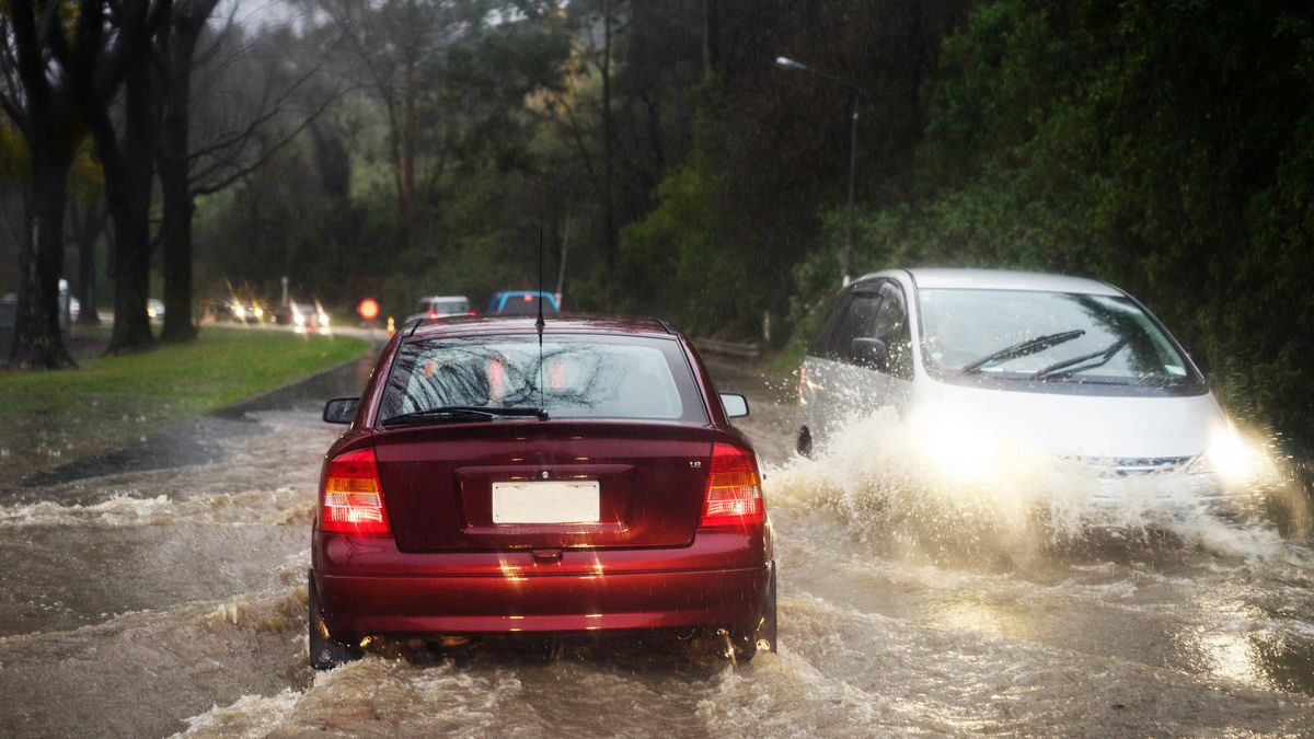 Taką wodę można przejechać każdym autem bez problemu
