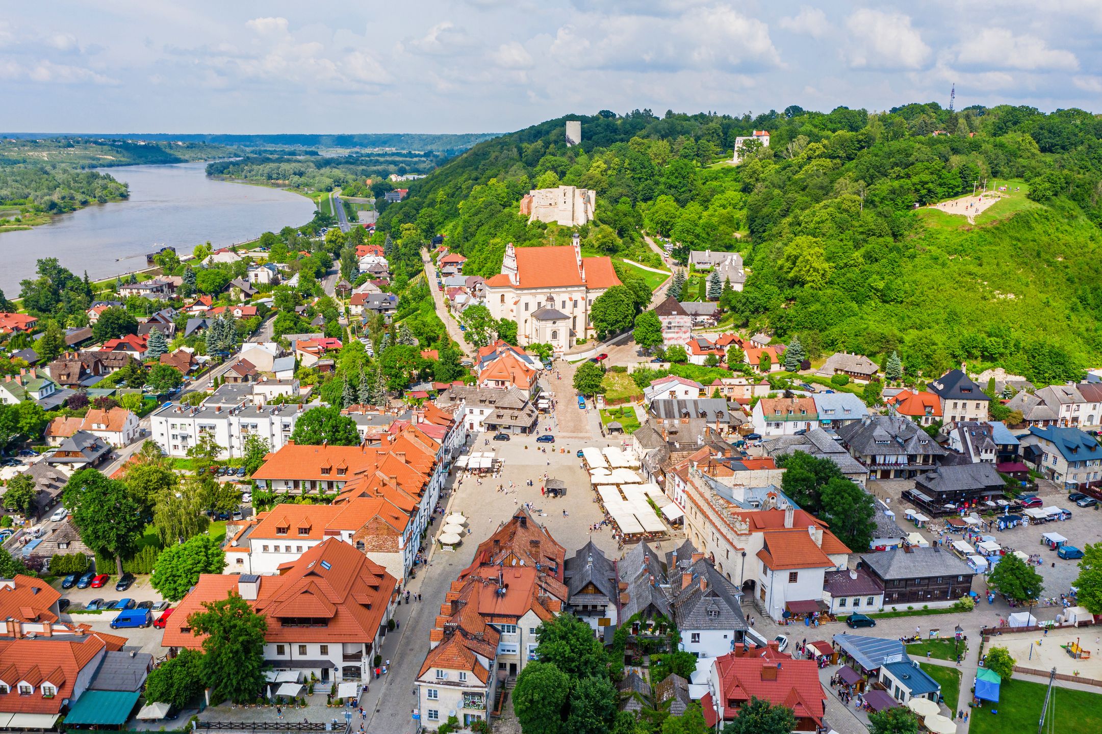 Kazimierz Dolny to miasteczko oblegane przez turystów w sezonie