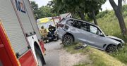 Wypadek BMW na Dolnym Śląsku. Samochód wjechał prosto do rowu