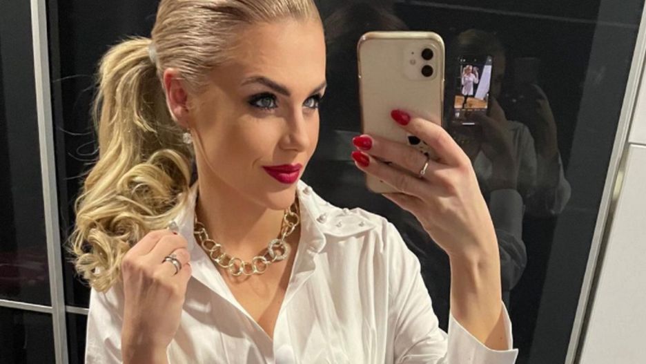 Żona Marcina Mroczka pluskała się w wannie. Wszystko pokazała w sieci