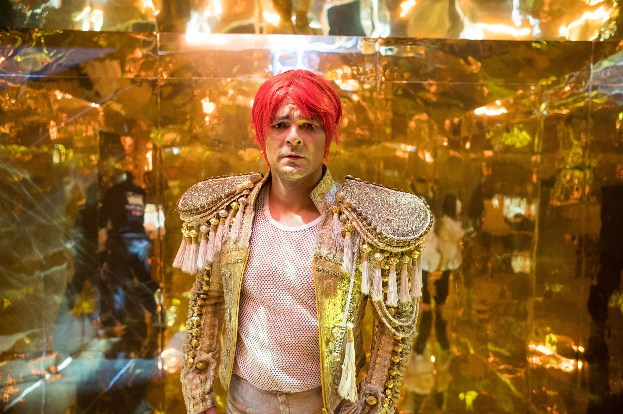 Dawid Ogrodnik w sztuce "Prałat"