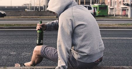Sąsiadka odrzuciła jego zaloty. I się zaczęło. Polak siał terror w Holandii