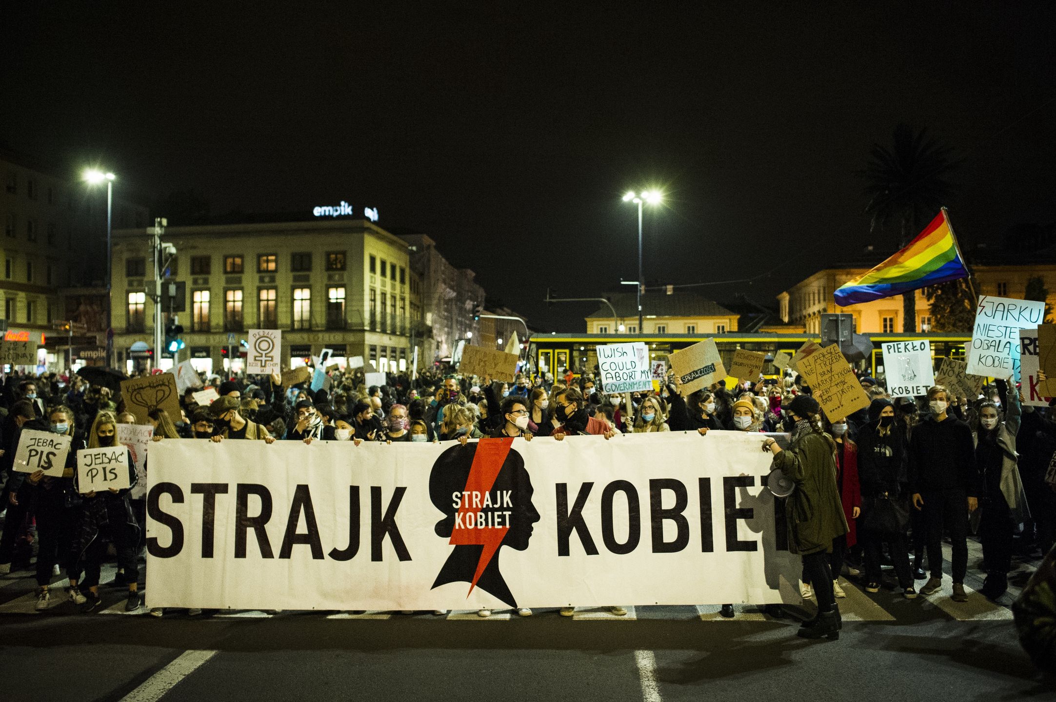 Trwają protesty przeciwko łamaniu praw kobiet