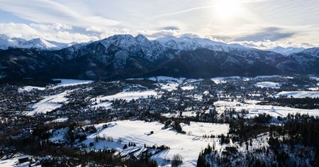 Górale zaskoczeni. Zakopane w czołówce produkcji Netflixa