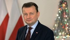 Bezpieczeństwo dzięki służbom mundurowym i życzenia od Mariusza Błaszczaka w bożonarodzeniowym spocie MSWiA (wideo)