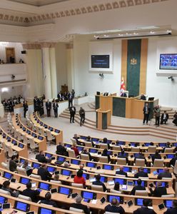 Gruzja. Opozycja zbojkotowała inauguracyjną sesję parlamentu