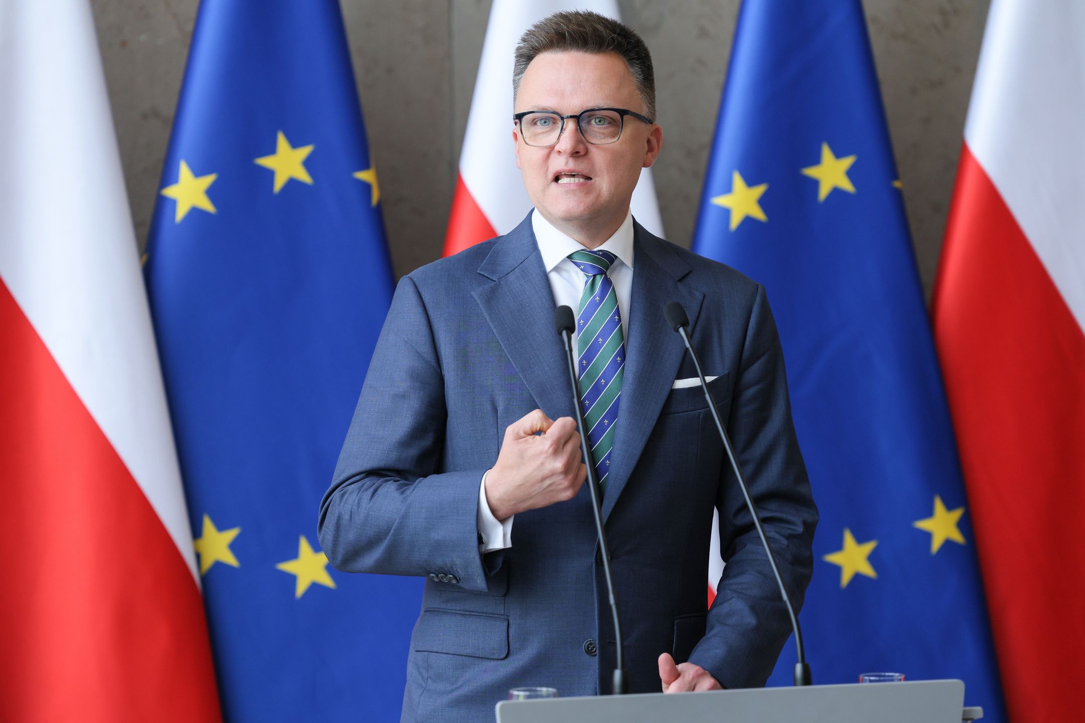 Warszawa, 11.06.2025. Marszałek Sejmu Szymon Hołownia podczas konferencji prasowej w Sejmie w Warszawie, 11 bm. Zakończyła się debata po expose premiera Donalda Tuska. Sejm ma głosować nad wotum zaufania dla rządu. (jm) PAP/Rafał Guz