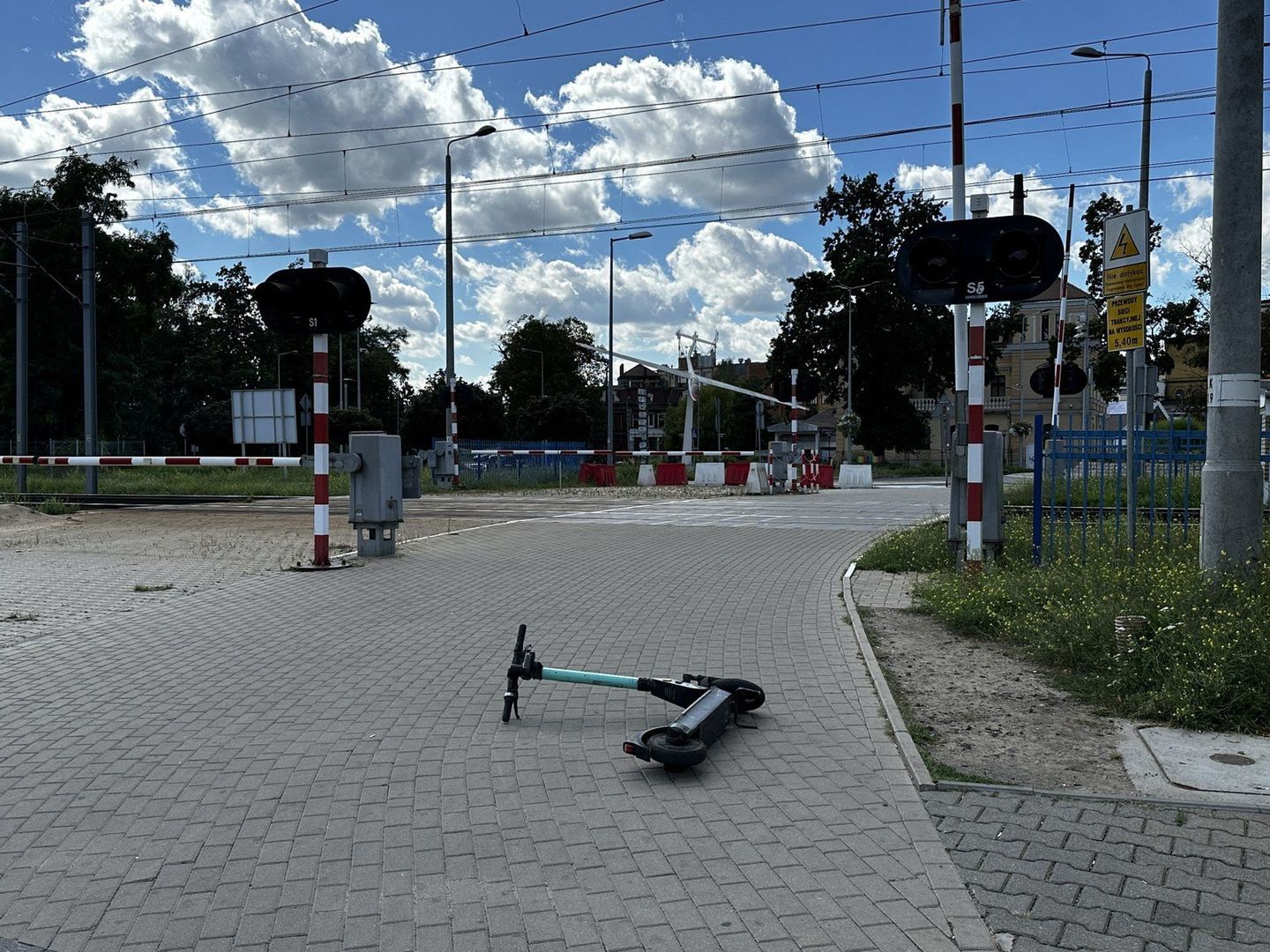 Kiedy elektryczny rower nie jest rowerem? Hulajnogi i rowery na prąd "pod lupą" policji w Lesznie