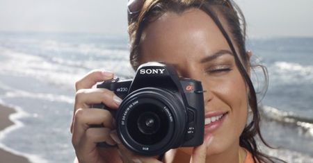 Trzy nowe lustrzanki Sony Alfa