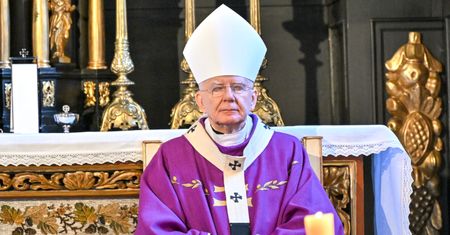 Ksiądz wyrzucony z przyszłej willi abpa Jędraszewskiego. "Może robić to, co chce"