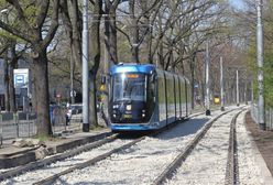 Wrocław. Rozpoczął się remont torowiska na al. Hallera. Spore zmiany w kursowaniu tramwajów