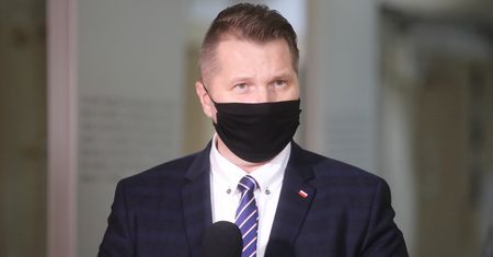 Słowniczek dla Przemysława Czarnka. Tych słów nie rozumie szef MEN [FELIETON]