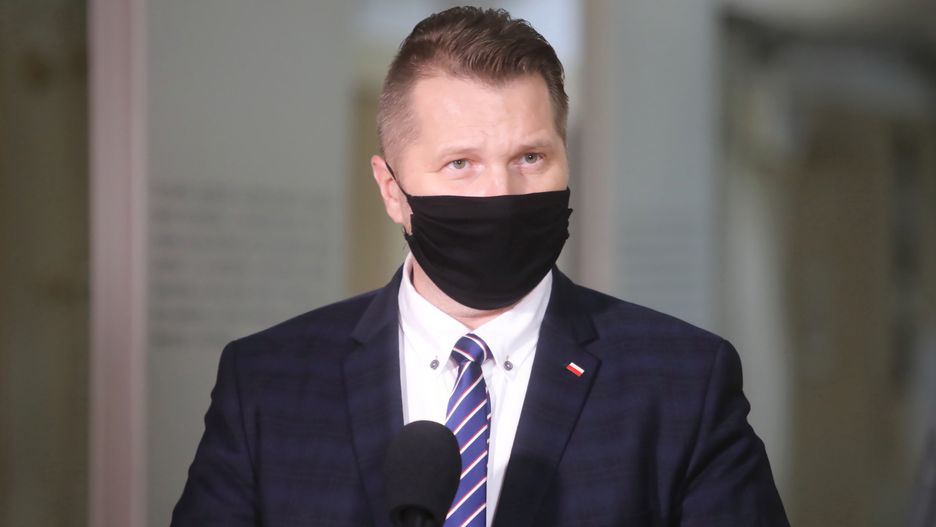 Minister edukacji i nauki Przemysław Czarnek podczas konferencji prasowej w Muzeum Żołnierzy Wyklętych i Więźniów Politycznych PRL w Warszawie