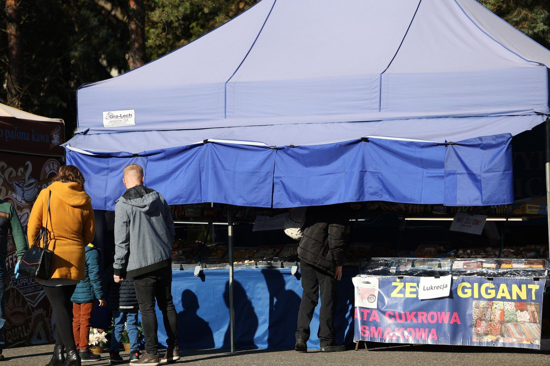 Sprawdziliśmy menu przed cmentarzami w województwie śląskim w dniu Wszystkich Świętych