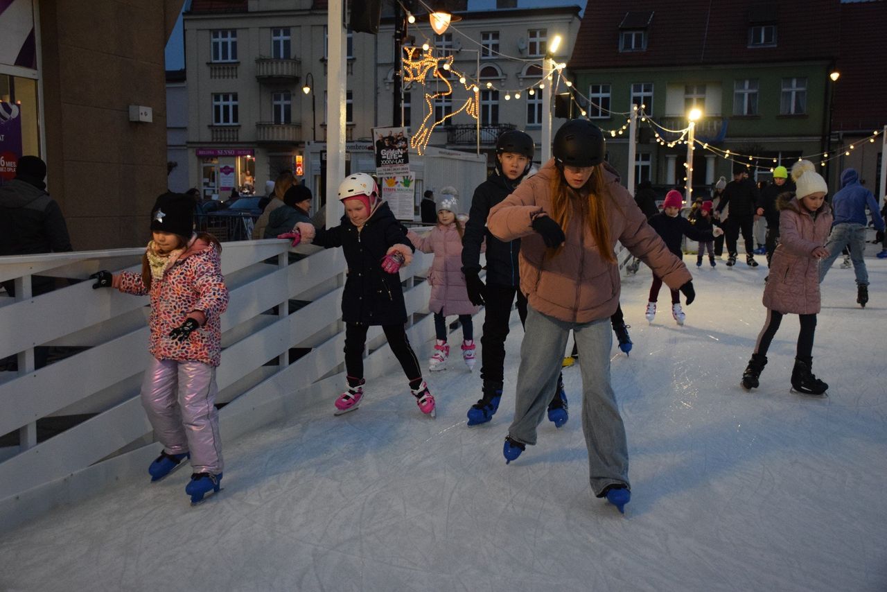 Szamotuły: Otwarcie lodowiska na Rynku już 6 grudnia