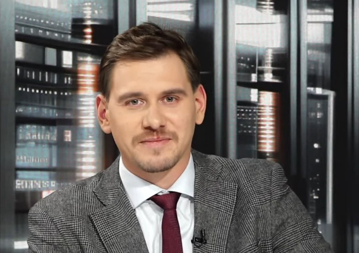 Nie tylko Samuel Pereira. Nowy gospodarz "Piątki" w telewizji wPolsce24