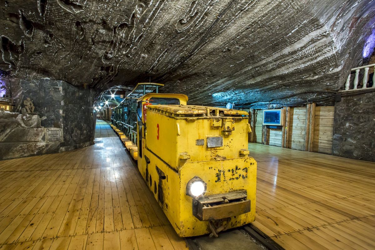 Czy potrzebujemy dalekich podróży żeby poznać ciekawe miejsca? Najstarsza kopalnia soli kamiennej w Polsce udowadnia, że nie!