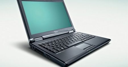 Nowe Fujitsu-Siemens z Santa Rosą