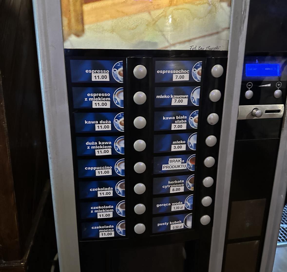 Kawę można kupić także w automacie