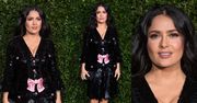 52-letnia Salma Hayek bryluje na przyjęciu w dyskusyjnej sukience Gucci