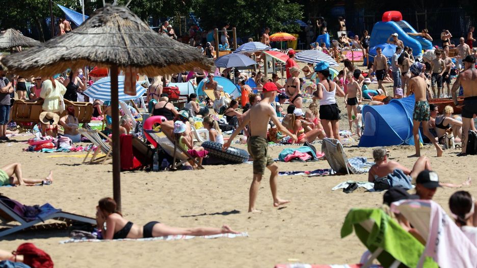 Tłumy na plaży miejskiej MORiW w Grudziądzu