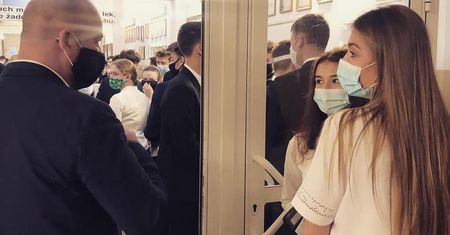 Matura 2020. Wrocław. Matematyka trudna dla Jacka Sutryka. "Ja bym nie zdał"