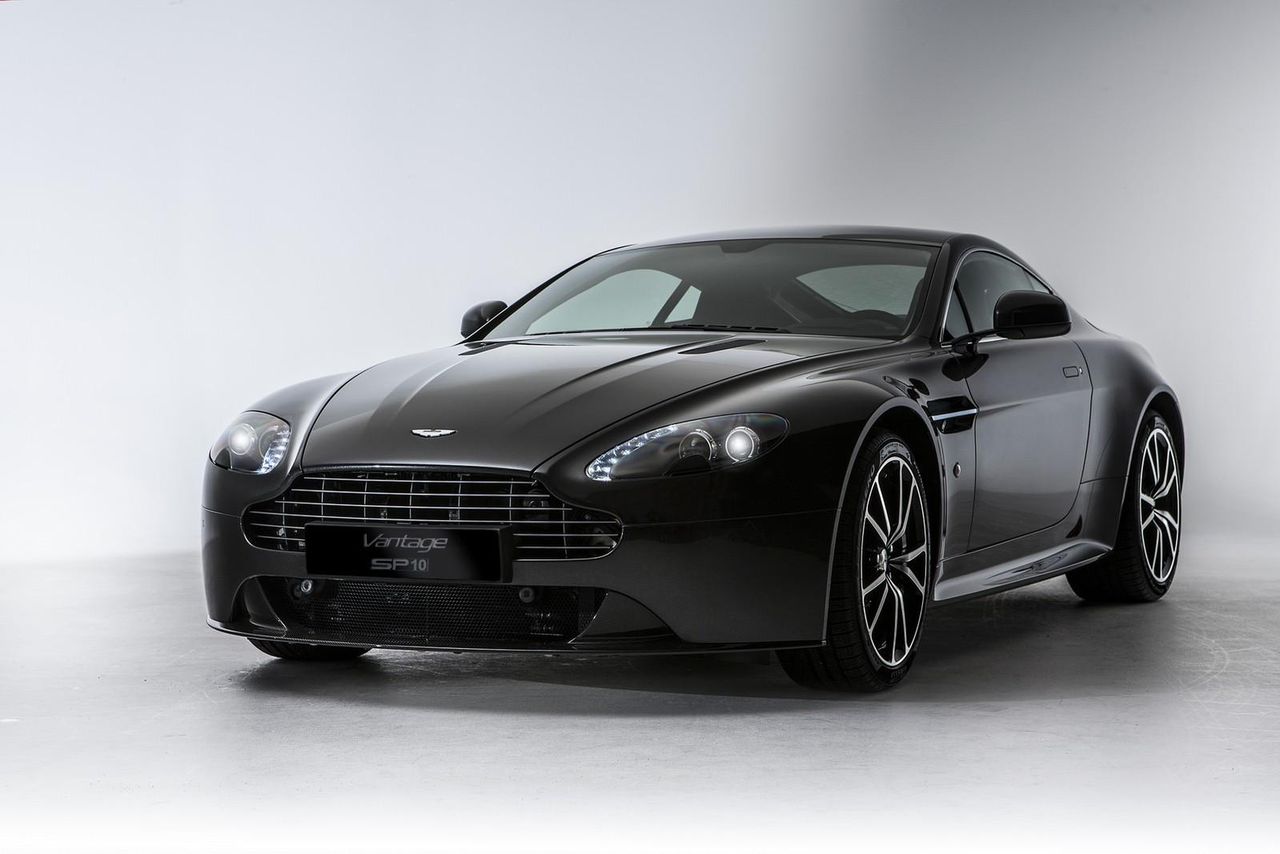 2013 Aston Martin V8 Vantage SP10