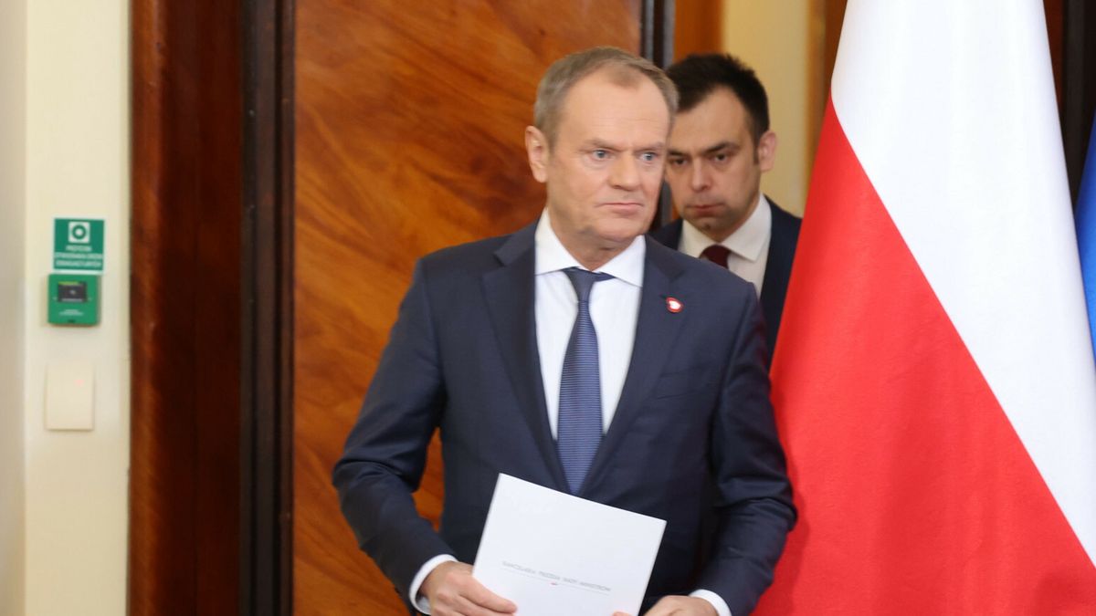 Konferencja premiera i ministra finans�w19.12.2023 Warszawa Konferencja premiera Donalda Tuska oraz ministra finansow Andrzeja Domanskiego fot Jacek Dominski/REPORTERn/z: Andrzej Domanski, Donald TuskJacek Dominski/REPORTER