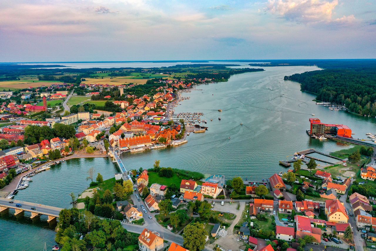 Mikołajki to jedna z najpopularniejszych miejscowości wypoczynkowym na Mazurach 