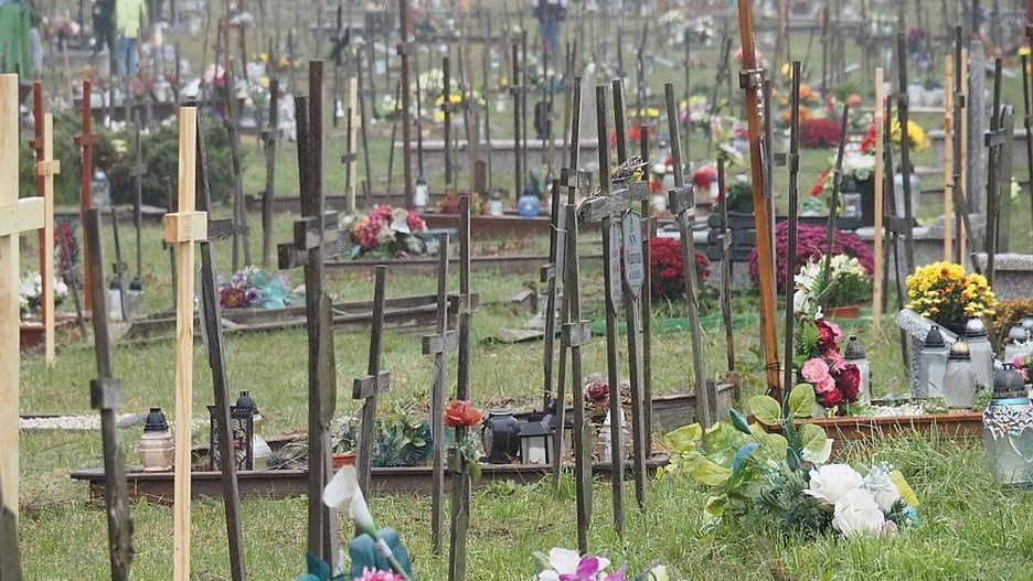 Pochówek osób samotnych w Łodzi.