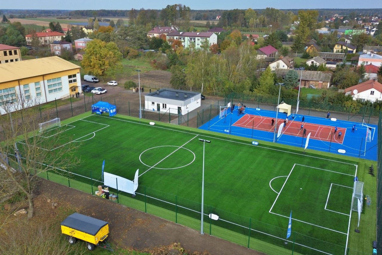 Drelów: Nowoczesny Orlik oficjalnie otwarty. „Bo my robimy, a nie gadamy”
