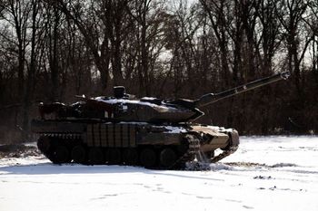 Niemieckie czołgi w śniegu. Ukraińcy mówią otwarcie, ile są warte