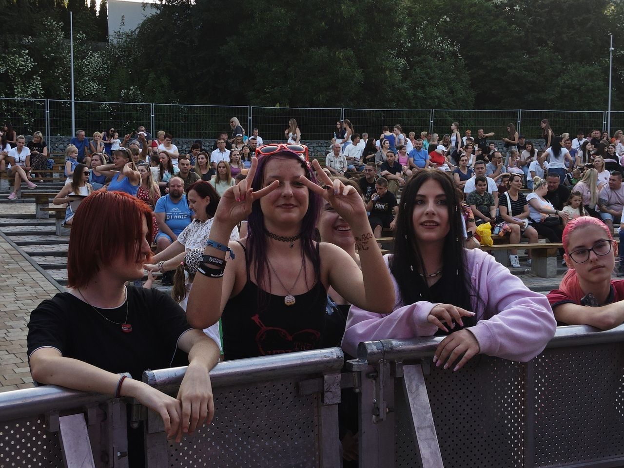 Dni Czeladzi 2025. Sarsa, Marta Bijan i Katarzyna Pakosińska na scenie