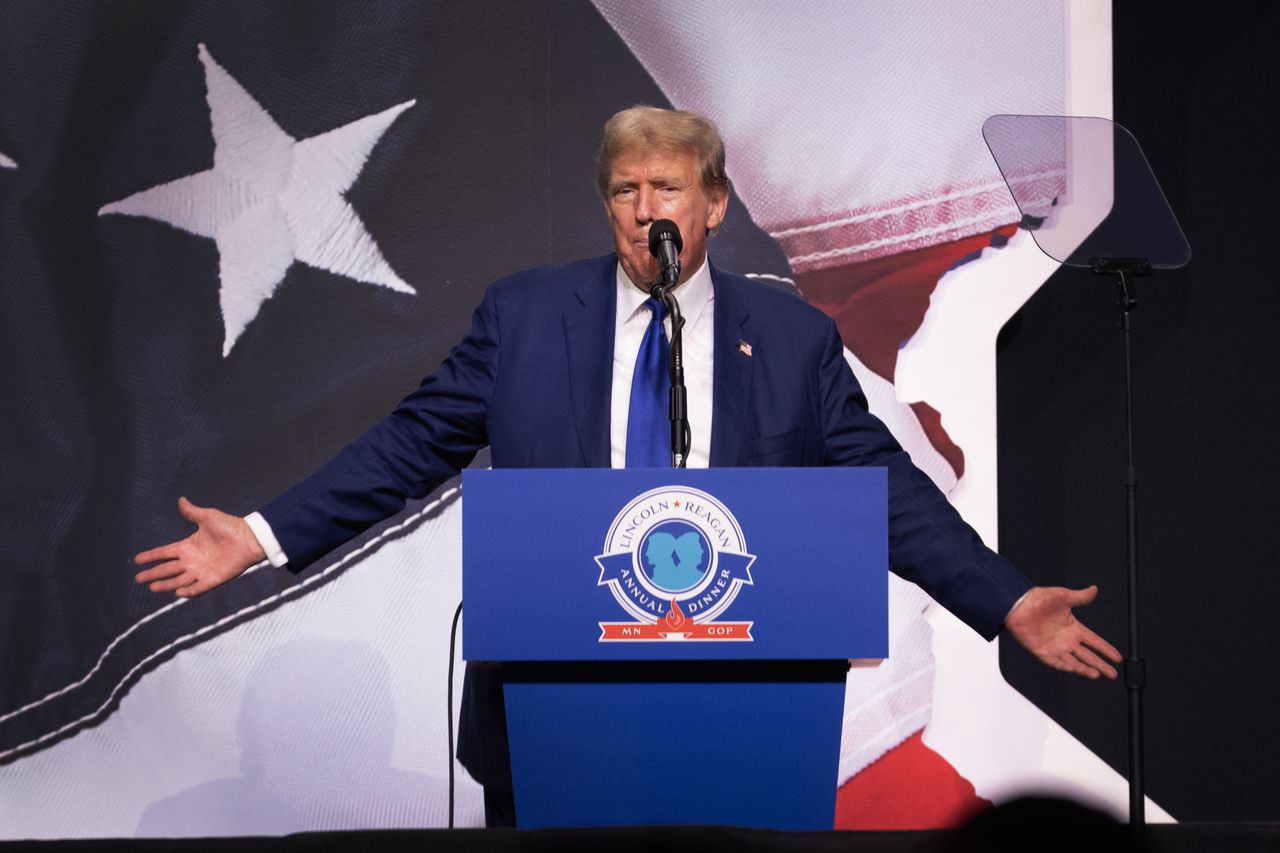 ST PAUL, MINNESOTA - MAY 17: Republican presidential candidate former President Donald Trump speaks to guests at the annual Lincoln Reagan Dinner hosted by the Minnesota Republican party on May 17, 2024 in St. Paul, Minnesota. A recent poll has President Joe Biden leading Trump in the state by two percentage points.  (Photo by Scott Olson/Getty Images)