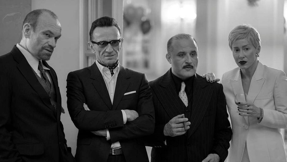 Paweł Wilczak, Katarzyna Warnke, Mariusz Bonaszewski i Przemysław Bluszcz w filmie "Pan T.".