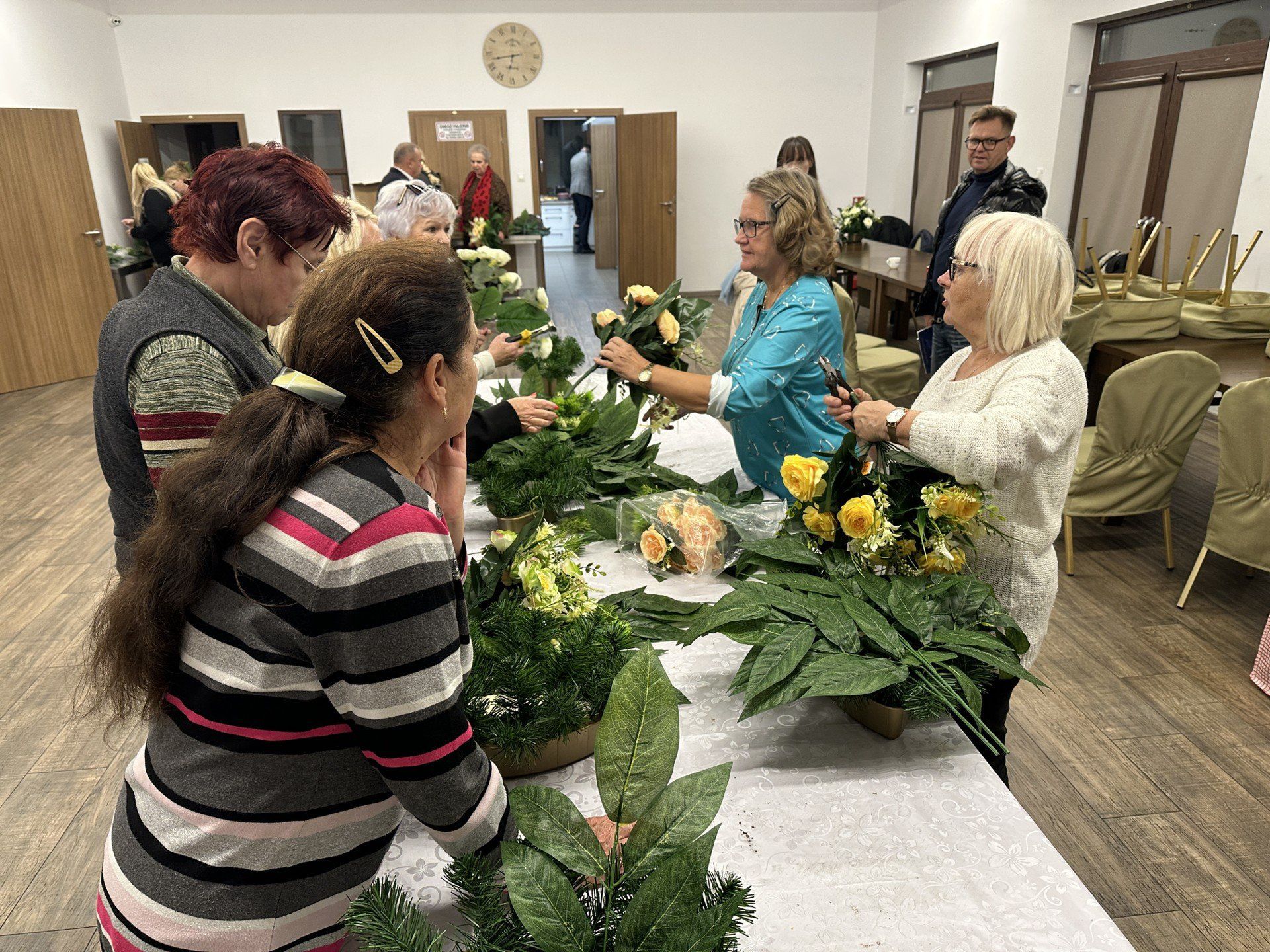 KGW &#34;BoroWianki&#34; z gm. Grudziądz wykonywały kompozycje nagrobne