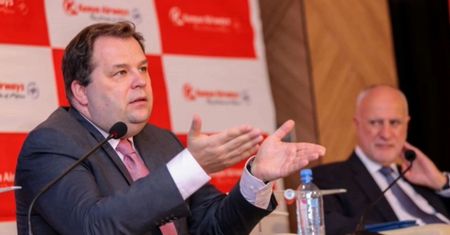 Koronawirus na świecie. Branża lotnicza straci nawet 300 miliardów. "To śmierć kliniczna"