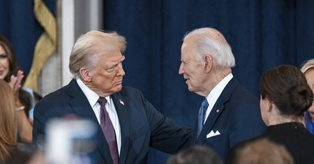 "Po prostu głupi". Pierwszy wywiad Bidena po wygranej Trumpa